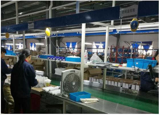 好易點工廠全力備戰年度旺季，電動智能晾衣架暢銷國內外電子商務市場